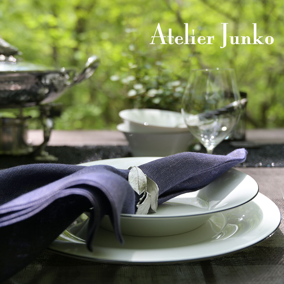 BERLINブラックライン ディナープレート KPM