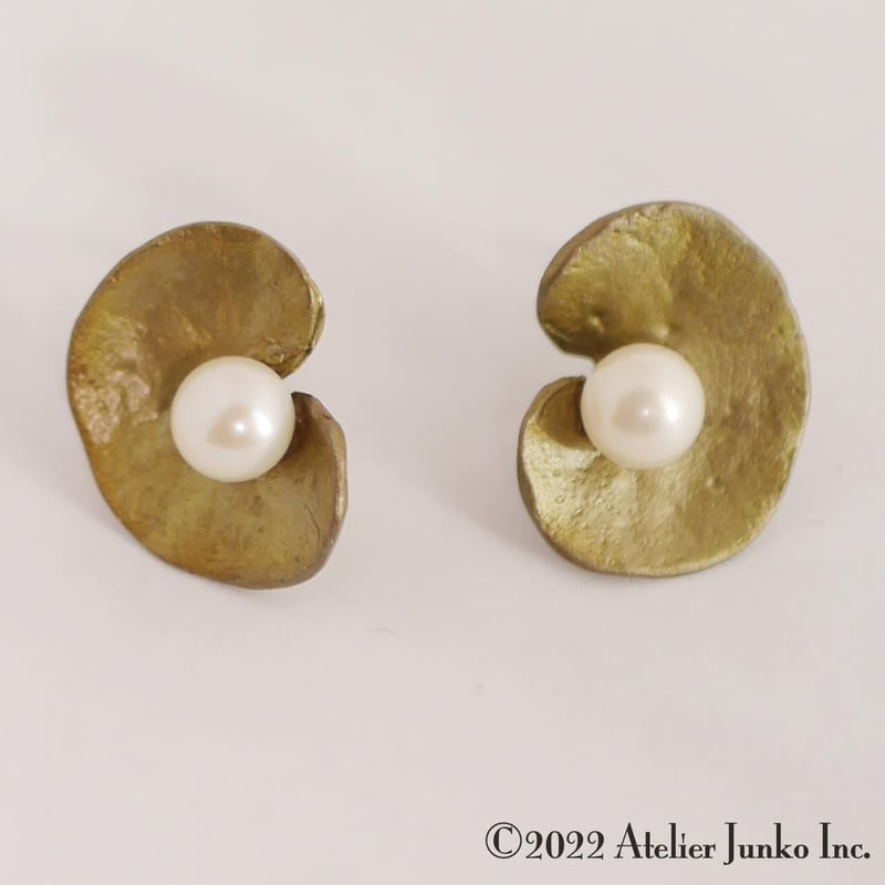 ゼラニウム ピアス NN-JW4380BZWP | Atelier Junko EC shop