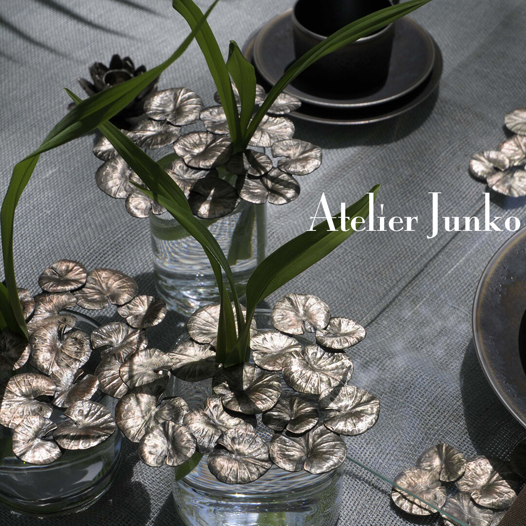 アトリエジュンコ　鍋敷　ポットスタンド　リース　シルバー系　美品　ピューター ポットスタンド ウォーターリリー Trivet Waterlily | Atelier