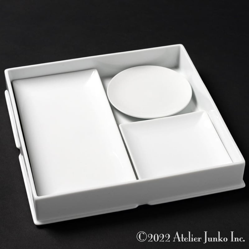 白磁 家型七段重 正角皿・丸皿 | Atelier Junko EC shop