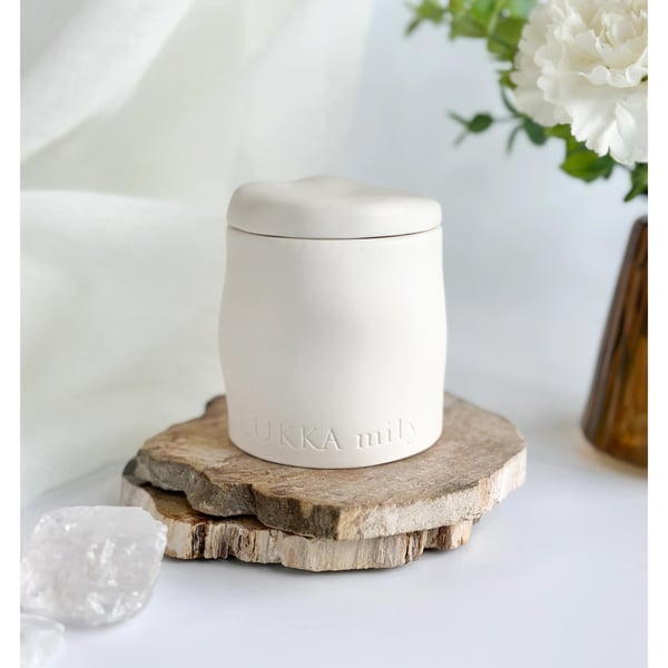 LUKKA mily アロマキャンドル 4周年限定品 LUKKA mily candle アロマキャンドル 木芯 - メルカリ