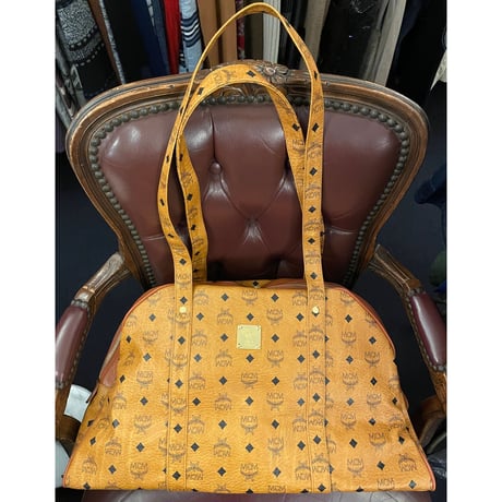 激レア TISA PHENOMENON × MCM トリプルネームモノグラム柄トートバッグ コニャック