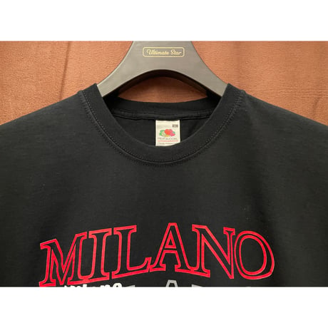 MADE IN FRUIT OF THE LOOM ボディ Milano プリントTシャツ ブラック XLサイズ