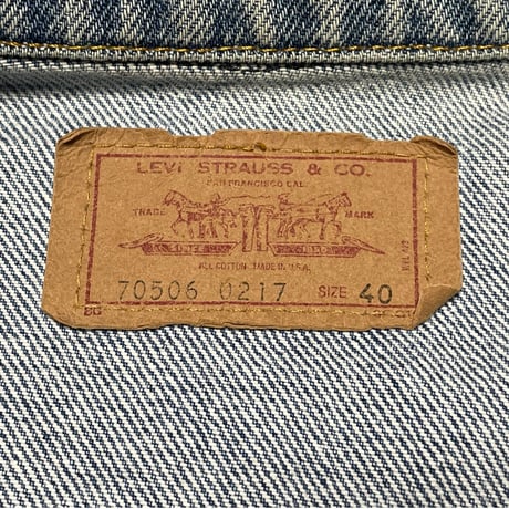 ▲訳あり商品▲ MADE IN USA製 LEVI'S デニムジャケット 70506-0217 ライトインディゴ 40サイズ