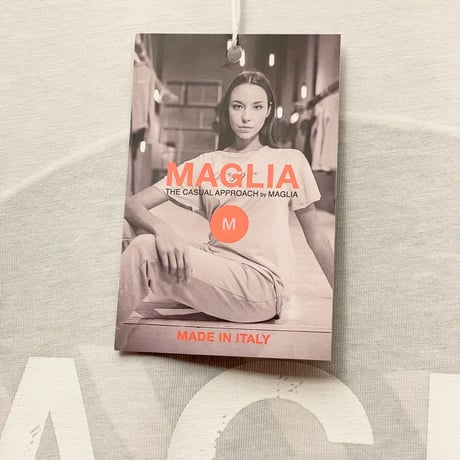 ★新品★ MADE IN ITALY製 MAGLIA 2024年SSモデル「PACE」ロゴプリントクルーネックTシャツ ホワイト S～Lサイズ