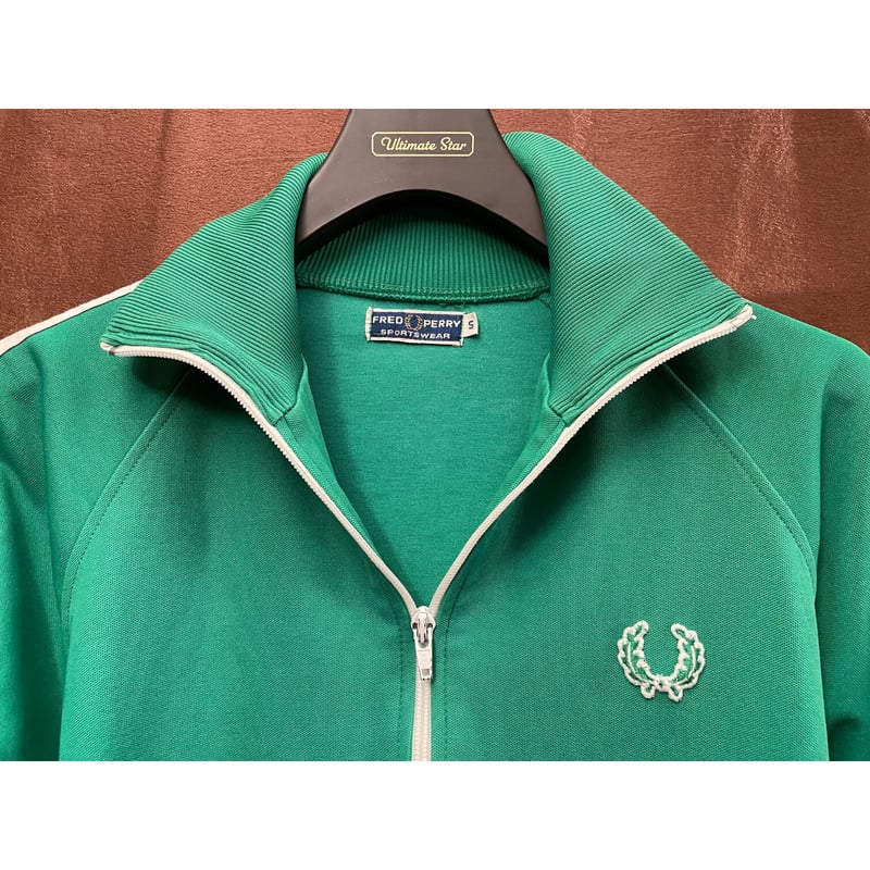 MADE IN PORTUGAL製 FRED PERRY トラックジャケット グリーン S MADE IN PORTUGAL製 FRED PERRY トラックジャケット グリーン S