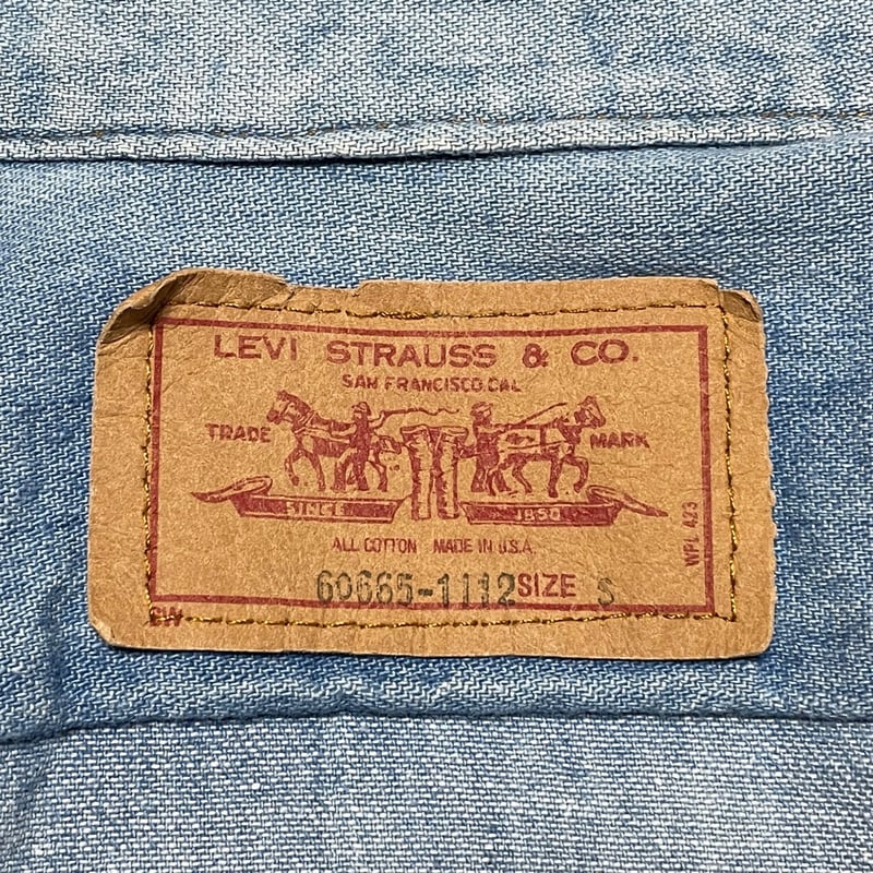 MADE IN USA製 LEVI'S 赤タブ長袖デニムシャツ ライトインディゴ MADE IN USA製 LEVI'S 赤タブ長袖デニムシャツ ライトインディゴ