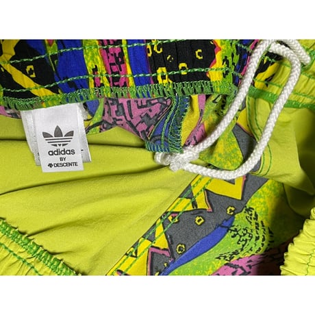 adidas クレイジー柄ハーフパンツ イエロー Mサイズ