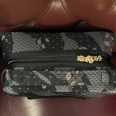 激レア MADE IN JAPAN製 SWAGGER × PORTER 2007年モデル オリジナルカモフラージュ柄キャップ収納ボックス型バッグ グレー