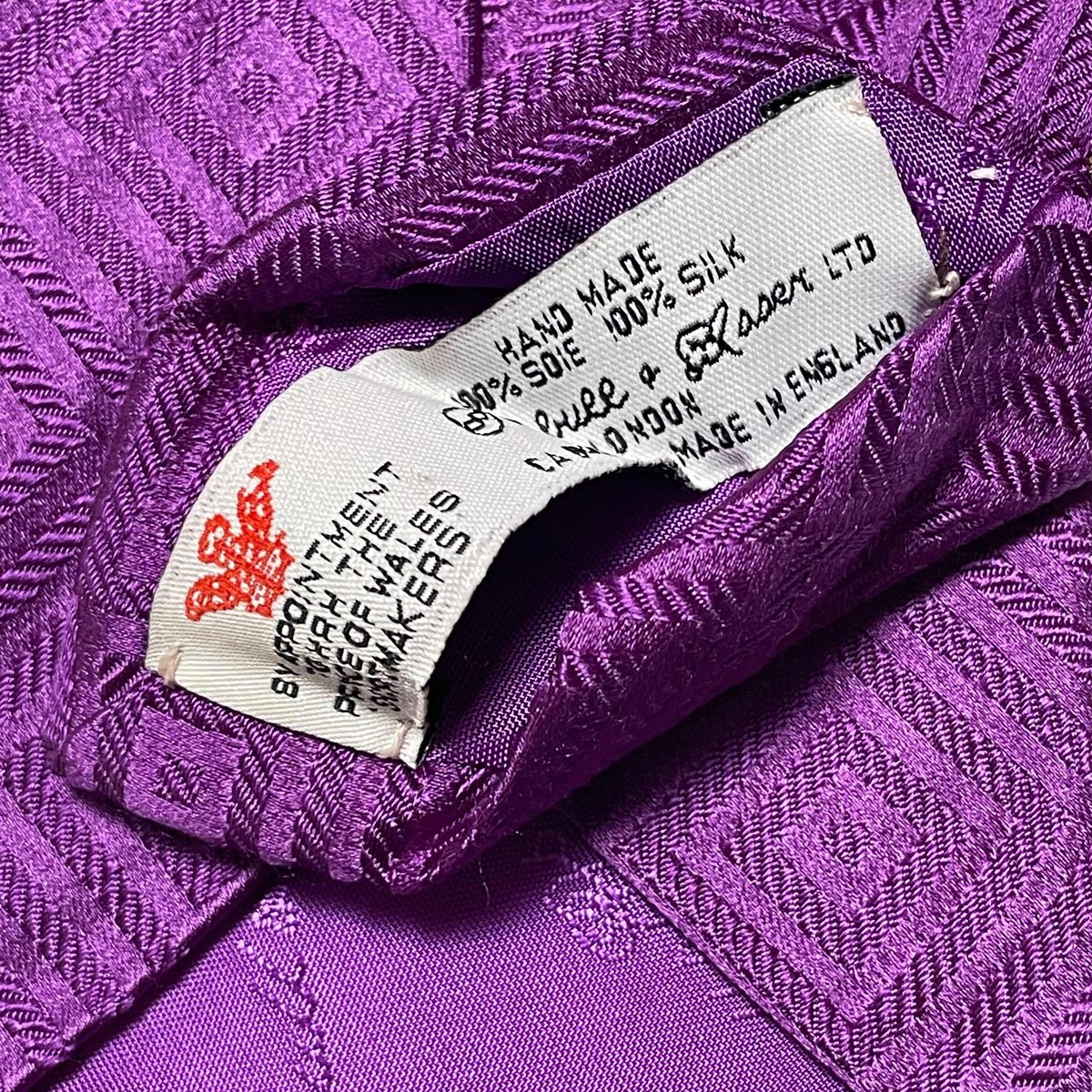 MADE IN ENGLAND製 Turnbull & Asser ハンドメイドシルクネクタイ