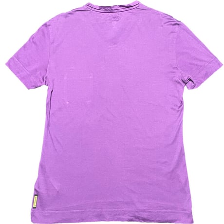 ARMANI JEANS ポケット付き半袖VネックTシャツ パープル Mサイズ