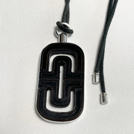 箱付き BVLGARI Necklace with parentesi pendant レザー×シルバー925コンビ チョーカーネックレス ホワイト×ブラック×シルバー