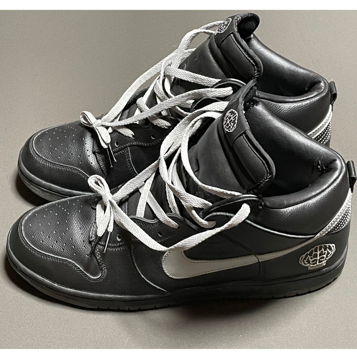 激レア 世界1050足限定 NIKE DUNK HIGH N.E.R.Dモデル スニーカー ブ