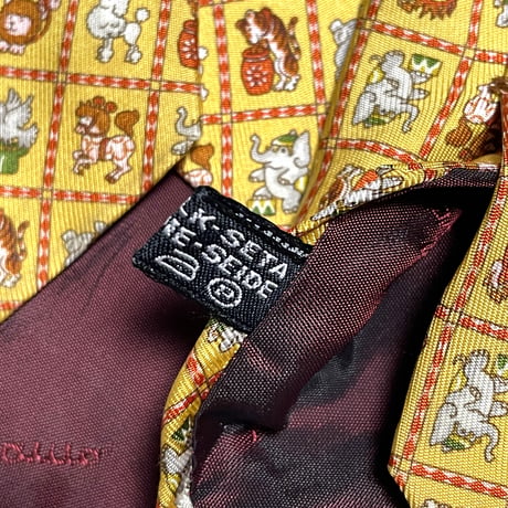 MADE IN ITALY製 Salvatore Ferragamo アニマル柄シルクネクタイ イエロー