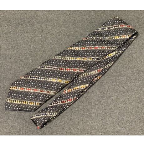 MADE IN ITALY製 Guy Laroche レジメンタルストライプ柄ハンドメイドシルクネクタイ ネイビー