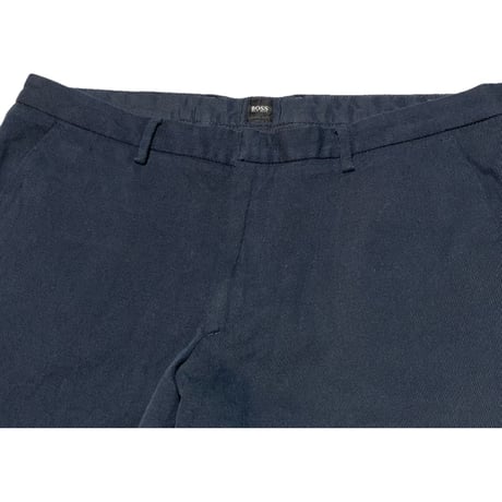 MADE IN ITALY製TESSUTI DI SONDRIO生地使用 HUGO BOSS コットンスラックス ネイビー 52サイズ