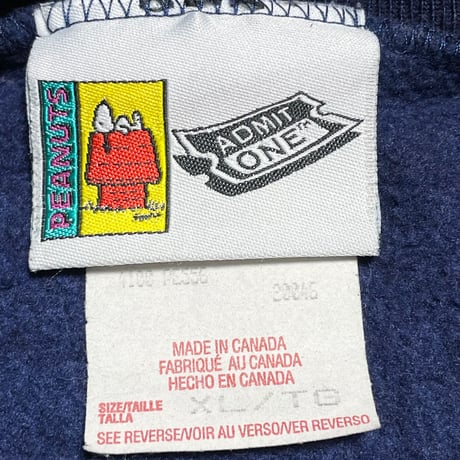 MADE IN CANADA製 ADMIT ONE PEANUTS SNOOPY クリスマススウェットトレーナー ネイビー XLサイズ