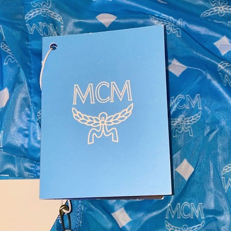 激レア ☆タグ付き新古品☆ TISA PHENOMENON × MCM トリプルネームモノグラムシースルーフード ブルー