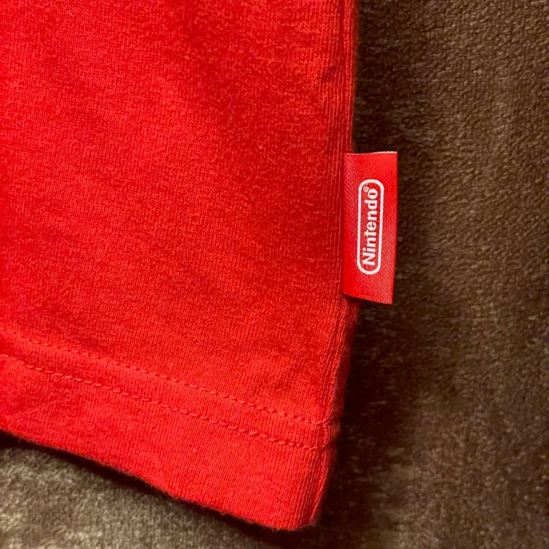 Nintendo TOKYO ロゴTシャツ Mサイズ　赤 レア品 MADE IN JAPAN製 Nintendo TOKYO プリントTシャツ レッド
