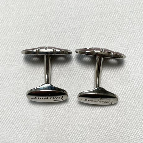 専用BOX付き MADE IN ITALY製 Salvatore Ferragamo ロゴデザインカフリンクス レッド×シルバー