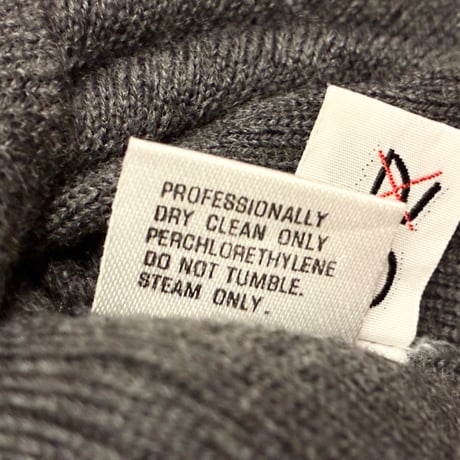 MADE IN ITALY製 BARNEYS NEWYORK ヘンリーネックメリノウールセーター チャコールグレー 50サイズ