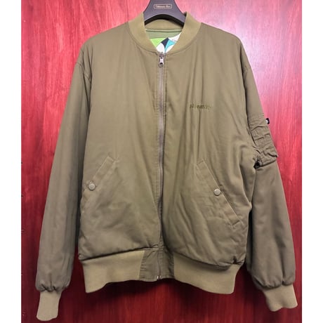 激レア MADE IN JAPAN製 KRIMINAL 中綿入り リバーシブル MA-1ジャケット カーキ×マルチカラー XLサイズ