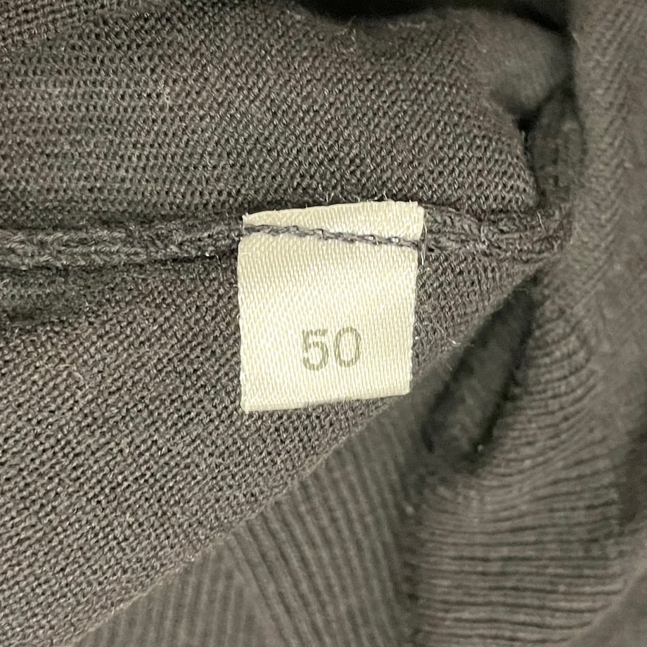 6739c9b93e68ea2121438844