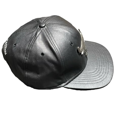 激レア mitchell & ness CHICAGO BULLS 合皮レザーメタルバックルスナップバックベースボールキャップ ブラック Fサイズ
