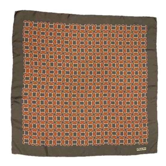 新品 フィオリオ 誤魔化せ Fiorio スカーフ 幾何学柄 シルク100% 正規品 