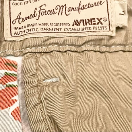 AVIREX 花柄ハーフパンツ マルチカラー Lサイズ