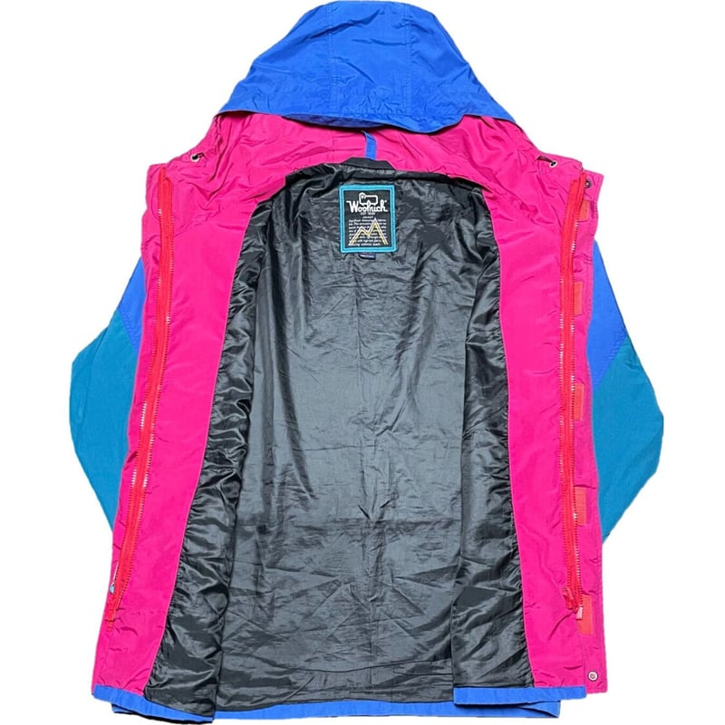 WOOLRICH マウンテンナイロンジャケット ブルー Mサイズ WOOLRICH マウンテンナイロンジャケット ブルー Mサイズ