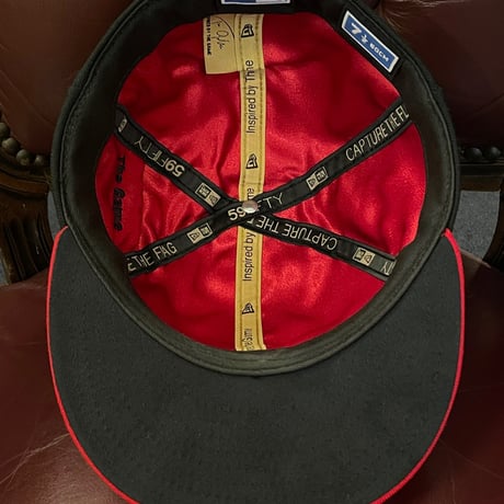 激レア 世界288個限定 MADE IN USA製 NEW ERA CAPTURE THE FLAG × THE GAME コラボモデル ベースボールキャップ ブラック×レッド 7-1/2 60cm