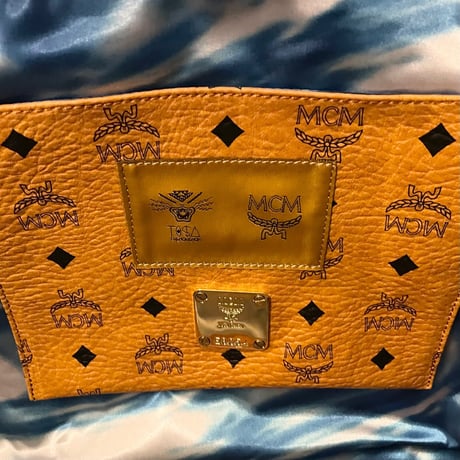 激レア TISA PHENOMENON × MCM トリプルネームモノグラム柄トートバッグ コニャック