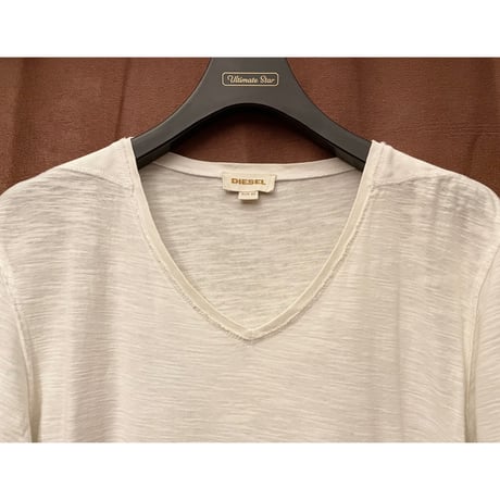 DIESEL VネックTシャツ アイボリー XSサイズ