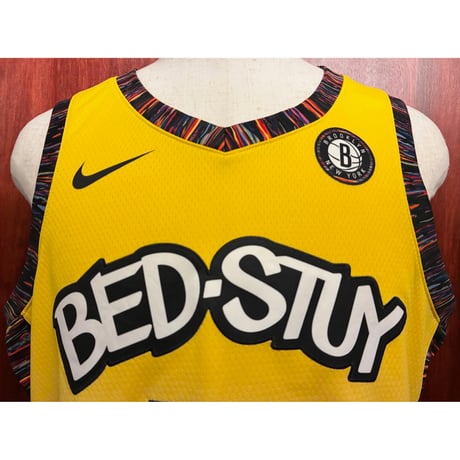 激レア NIKE × NBA BROOKLYN NETS × The Notorious B.I.G. 2018年 コラボレーションモデル バスケットボール スウィングマンジャージ イエロー Lサイズ