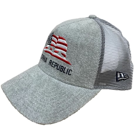 NEW ERA CALIFORNIA REPUBRIC パイル地スナップバックメッシュキャップ グレー Fサイズ
