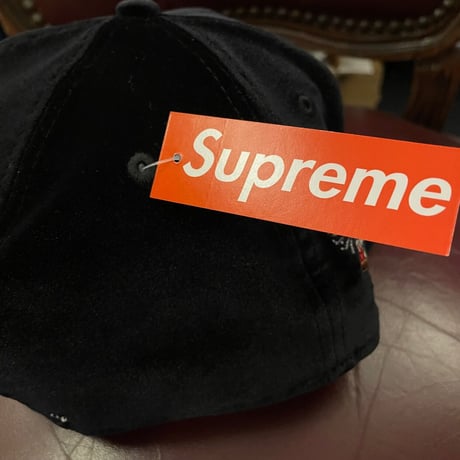 ☆タグ付き新古品☆ ステッカー付き NEW ERA × SUPREME Velour Box Logo ベロアベースボールキャップ ブラック 7-5/8 60.6cm