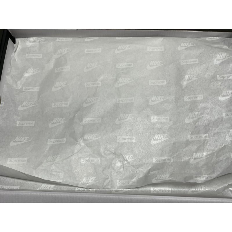 supreme 新品未使用タグ付き ☆箱、黒タグ、替え紐付き新古品☆ NIKE AIR FORCE 1 × SUPREME
