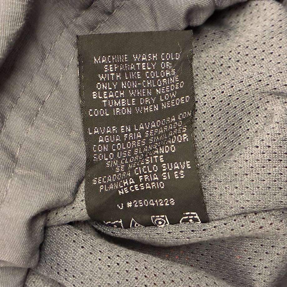 6904798eb8b299316d494e0a