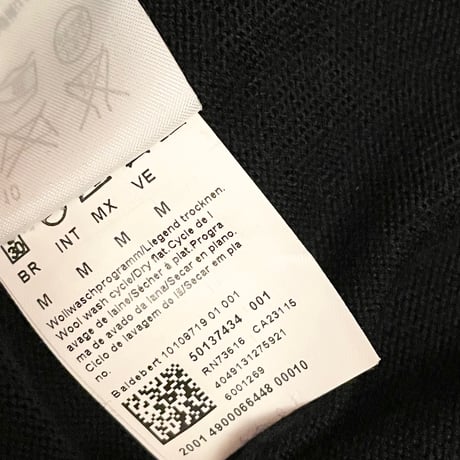HUGO BOSS ヴァージンウール タートルネックセーター ブラック Mサイズ