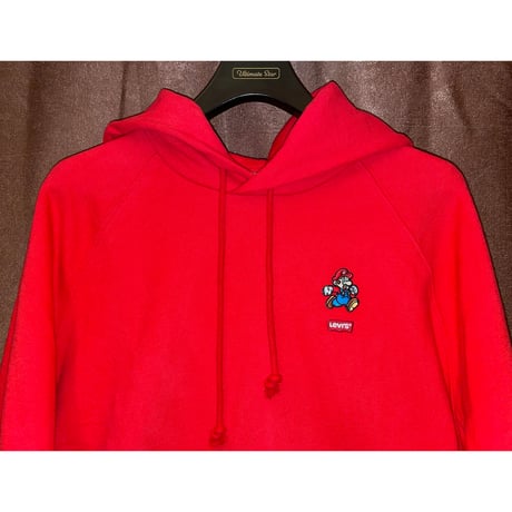 ☆タグ付き新古品☆ Levi's × SUPER MARIO コラボレーションプルオーバーパーカー レッド Mサイズ