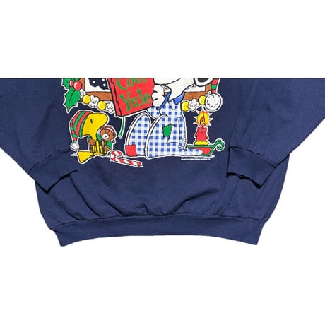 MADE IN CANADA製 ADMIT ONE PEANUTS SNOOPY クリスマススウェットトレーナー ネイビー XLサイズ