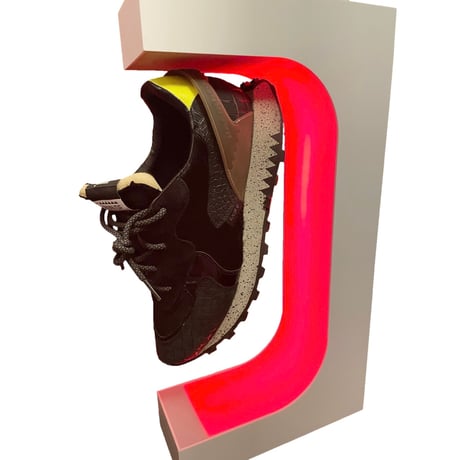 半額セール ★新古品★ Magnetic Levitating Shoe Display 4色ライト無重力浮遊シューズディスプレイ ホワイト