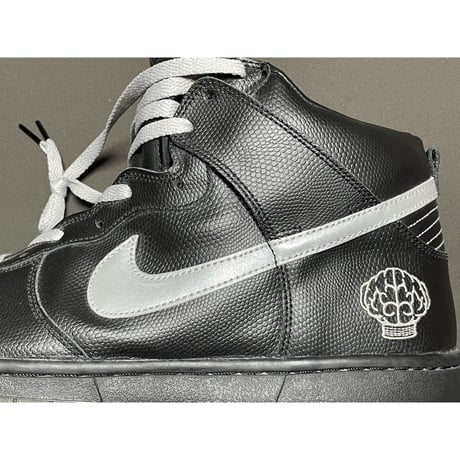 激レア 世界1050足限定 NIKE DUNK HIGH N.E.R.Dモデル スニーカー ブラック US13/31cm