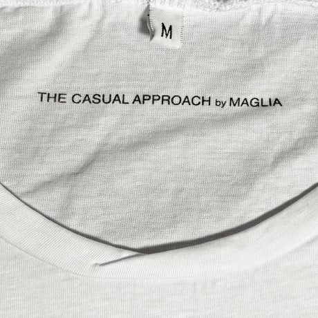★新品★ MADE IN ITALY製 MAGLIA 2025年モデル L-2814 ロゴプリント クルーネック長袖Tシャツ ホワイト S～XLサイズ