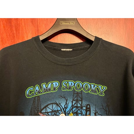 レア PEANUTS SNOOPY Cedar Point CAMP SPOOKY プリント入り クルーネックTシャツ ブラック