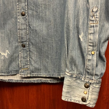 MADE IN ROMANIA製 DIESEL ダメージ加工 長袖デニムウエスタンシャツ ライトインディゴ Mサイズ