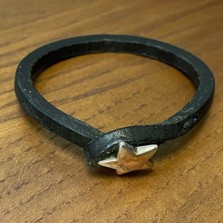 ★新品★ MADE IN ITALY製 TULSI STELLA ハンドメイドレザーブレスレット ブラック S/Mサイズ