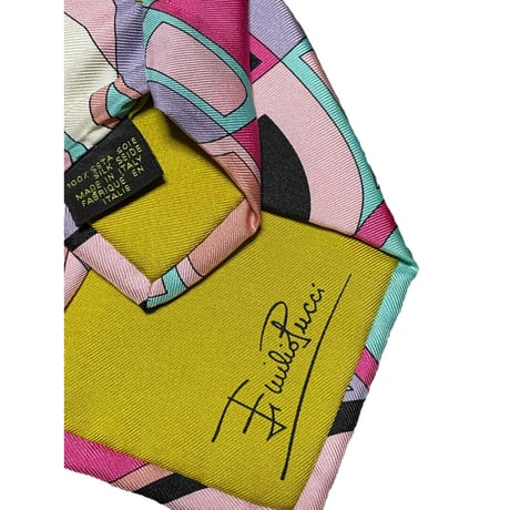 MADE IN ITALY製 EMILIO PUCCI 総柄シルクネクタイ マルチカラー