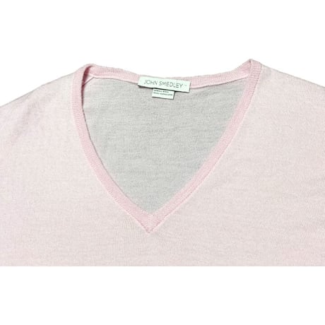 ▲訳あり商品▲ MADE IN ENGLAND製 JOHN SMEDLEY メリノウールVネックセーター ベビーピンク Sサイズ